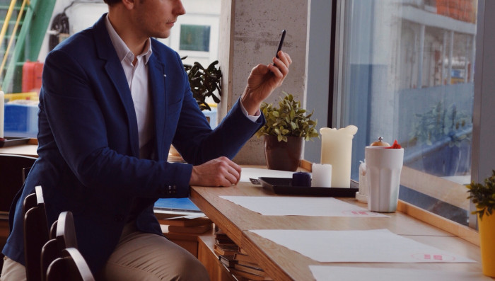 5 Hacks to Getting the Job of Your Dreams to Live a Happier and Healthier Life